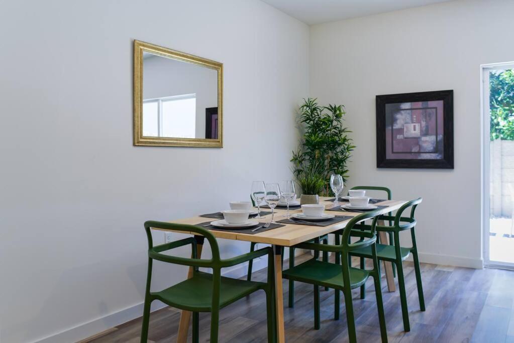 Awesome Townhouse 15 Minutes From The Beach Miami Eksteriør billede