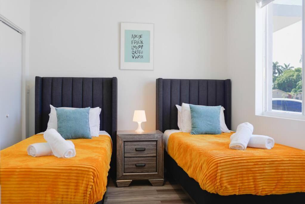 Awesome Townhouse 15 Minutes From The Beach Miami Eksteriør billede